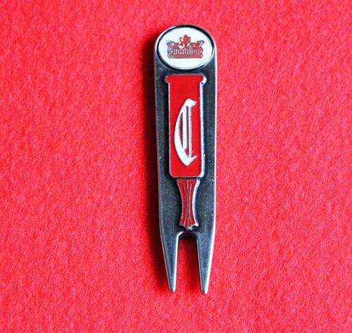 Chesterfield Golf Divot Tool + Ball Marker