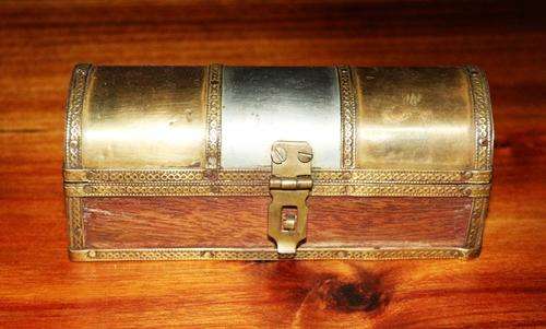 Small Ornate Wooden Jewelery box
