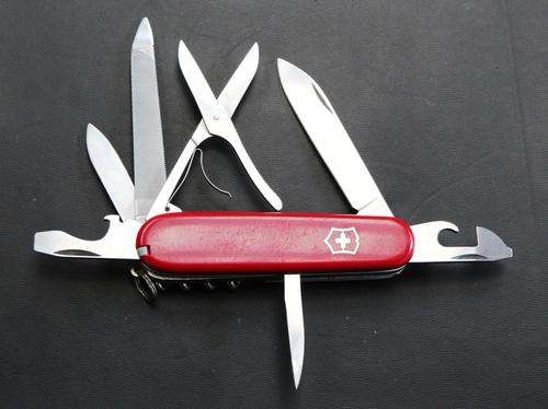 Victorinox Swiss Army Knife (Mountaineer)