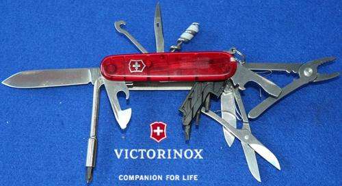 Victorinox Swiss Army Knife (Cybertool 34)