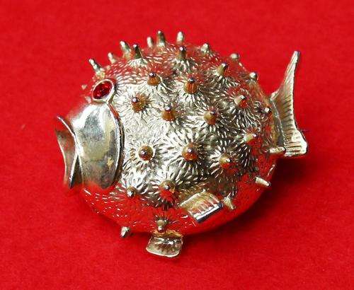 Pufferfish Brooch