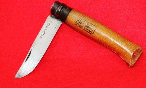 Opinel Knife no.9 - Carbon Steel