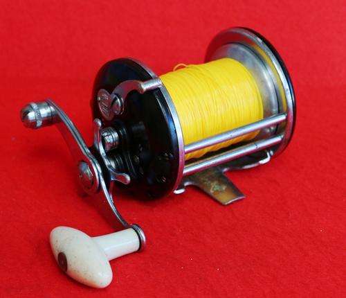 Vintage - Ocean City - 935 - Made in USA - fishing reel/multiplier