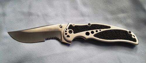 Kershaw Storm hunting/camping knife