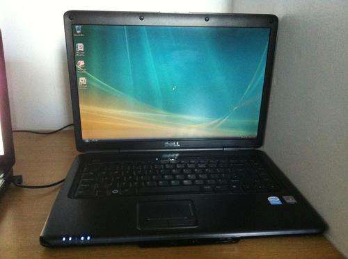 Dell Vostro 500 Laptop