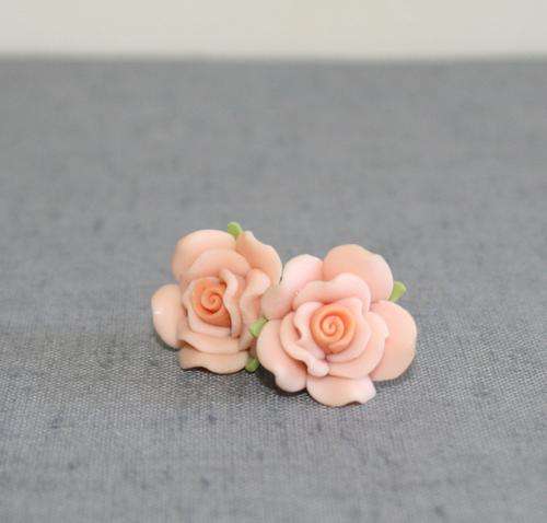 Romantic rose studs