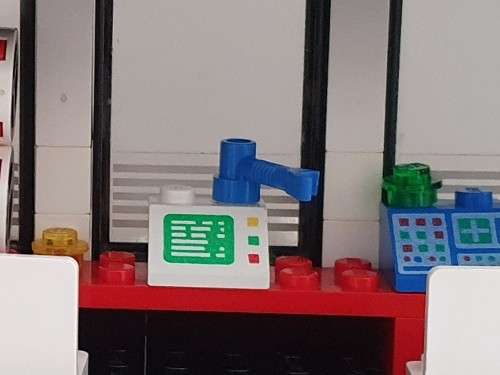 Vintage 1986 Legoland 6386 Police Command Base Complete Used Lego Set
