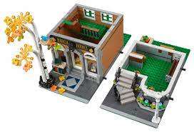 Used Lego Creator Expert Book Shop Set - Like new, Complete no box