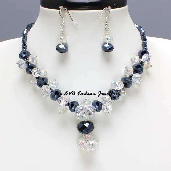 ABSOLUTELY STUNNING AUSTRIAN SWAROVSKI NECKLACE SET