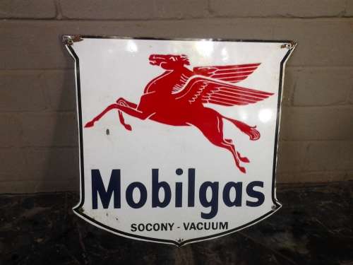 mobilgas socony vacuum metal painted sign