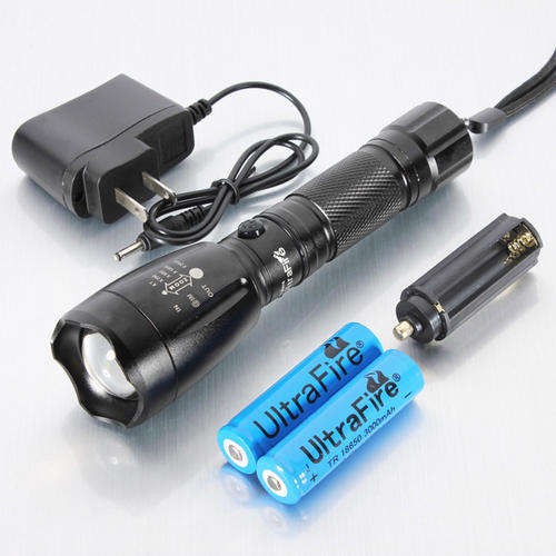 Ultrafire CREE XM-L T6 2000LM Zoomable LED Flashlight 2X18650+Charger