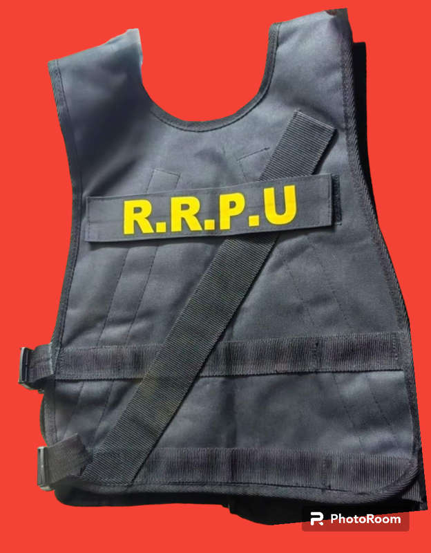 TACTICAL VEST