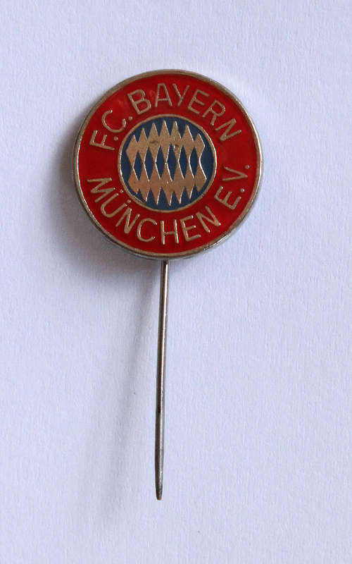 FC Bayern Enamel Pin