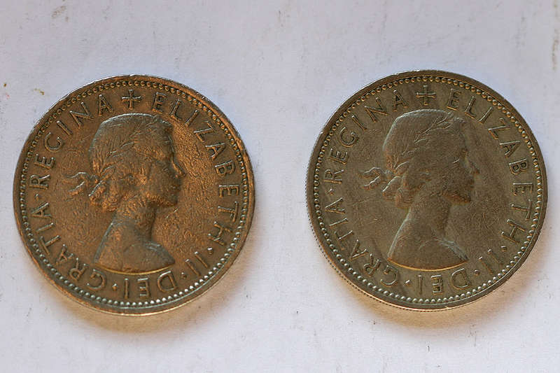 United Kingdom - 2 two Shilling coins
