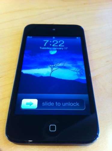 32GB iPod Touch 4th Generation