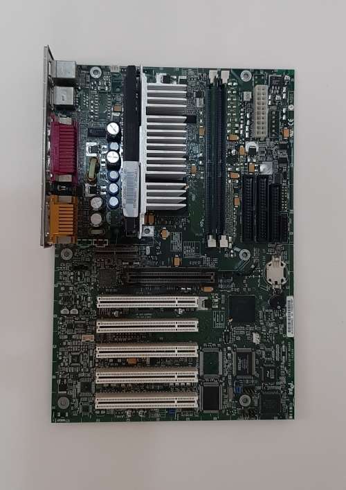 Slot 1 Motherboard with 800mhz P3