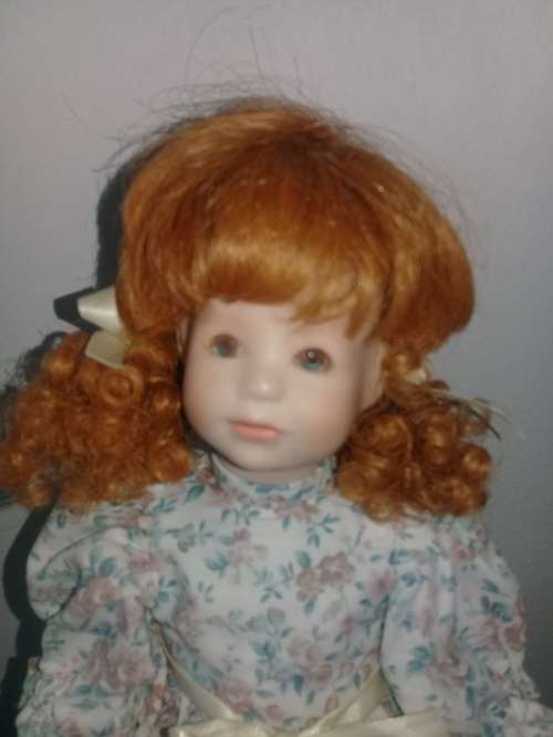 Elaine Campbell Vintage porcelain Doll.