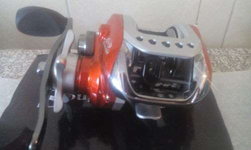 LV100 Baitcasting Reel 10+1 Ball Bearings Carp Fishing Gear Right Hand Fishing reel ORANGE