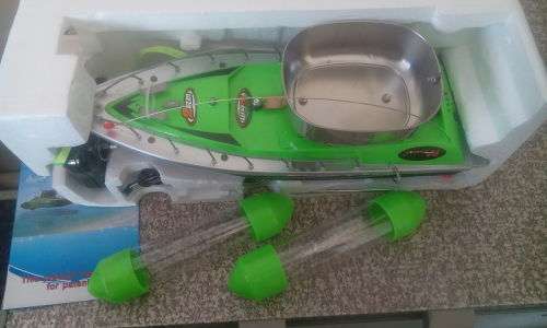 Seahawks W-20 Kids/ Beginners Wireless Remote control Bait boat