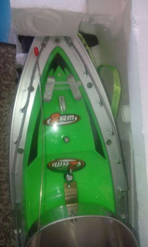 Seahawks W-20 Kids/ Beginners Wireless Remote control Bait boat