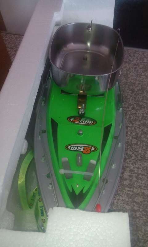 Seahawks W-20 Kids/ Beginners Wireless Remote control Bait boat