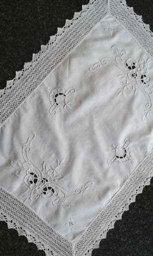 Gorgeous white vintage cotton tray cloth cut work white embroidery crochet edge