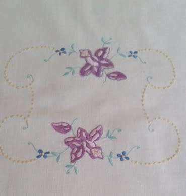Lovely small vintage linen embroidered tablecloth / centrepiece