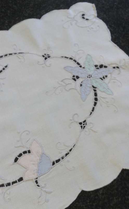 Vintage cotton tray cloth soft colours