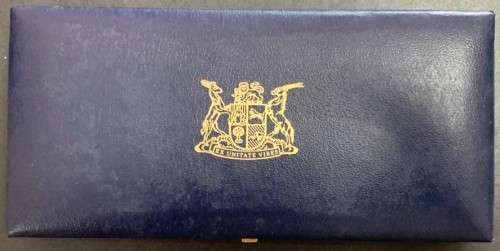 1985 PROOF SET WITH SILVER R1