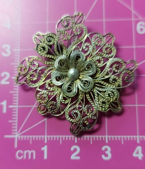 VINTAGE STERLING SILVER (FILIGREE) BROOCH