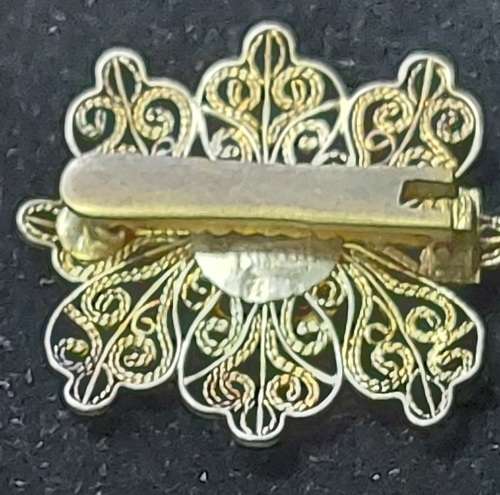 VINTAGE STERLING SILVER (FILIGREE) BROOCH