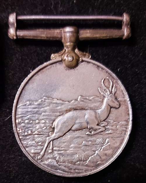 WW2 MEDALS AND OTHER MEDALS FOR R.L. MARSHALL