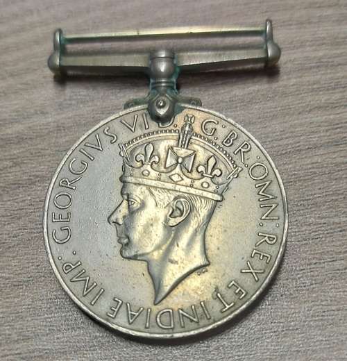 WW2 MEDAL 1939 - 1945 - NO NAME