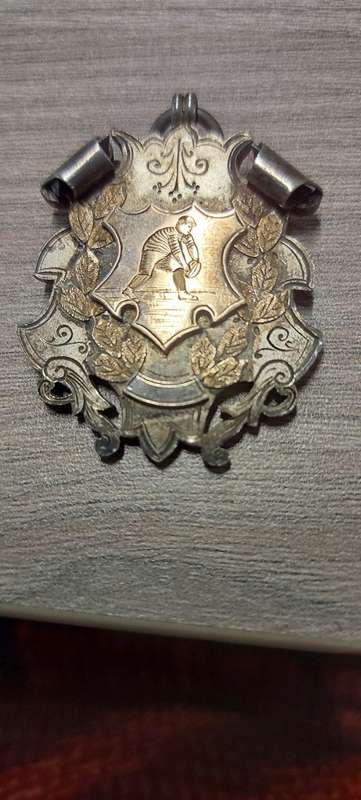 SILVER PIRATES RUGBY FOOTBALL CLUB 1914 BADGE