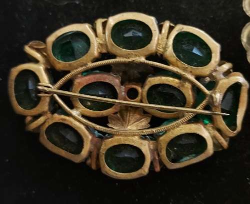3 X VINTAGE BROOCHES