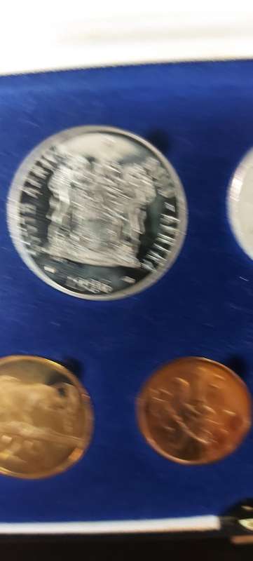 1986 Proof Set. SILVER R1 INCLUDED