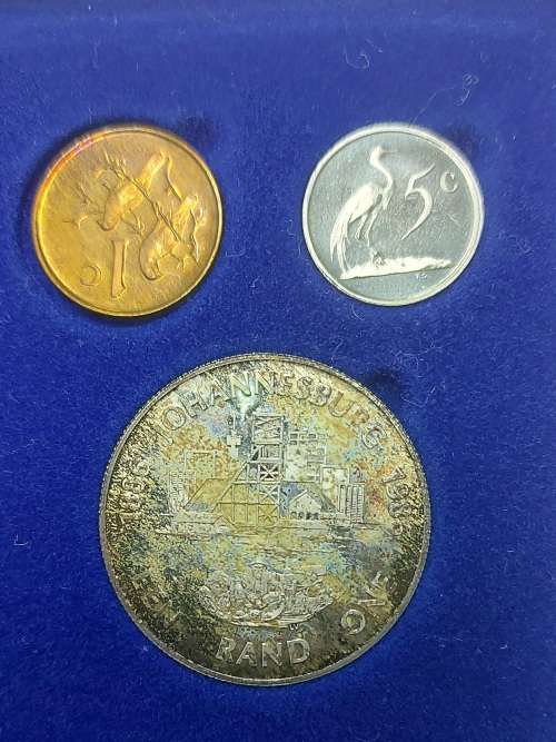 1 X 1988 PROOF COIN SET WITH SILVER R1