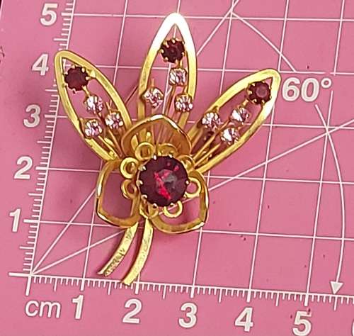 2 X PURPLE/PINK BROOCHES