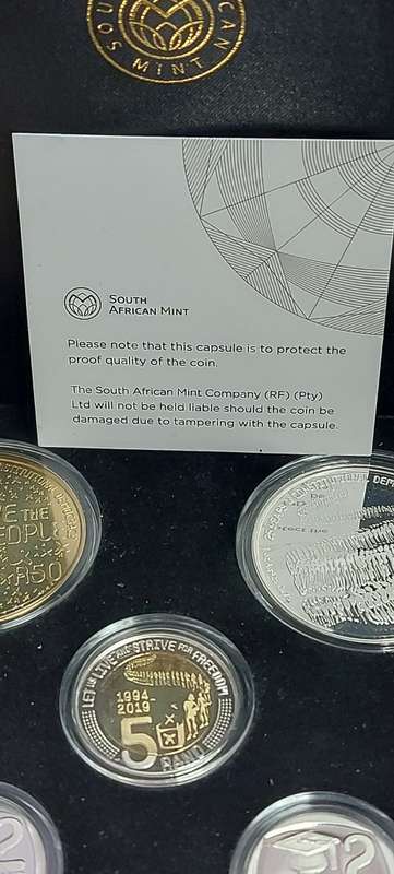 2019 Celebrating SA 25 Years Constitution Democracy 8 piece Coin Set with 1 OZ sterling silver R50