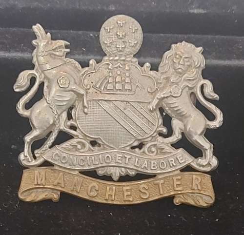 MANCHESTER REGIMENT CAP BADGES (1898-1926) & BRITISH COMMON WEALTH BADGE ( 1902-1936 )