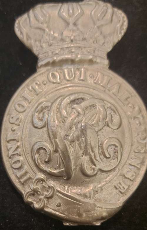 GREAT BRITAIN VICTORIA CAVALRY HELMET BADGE
