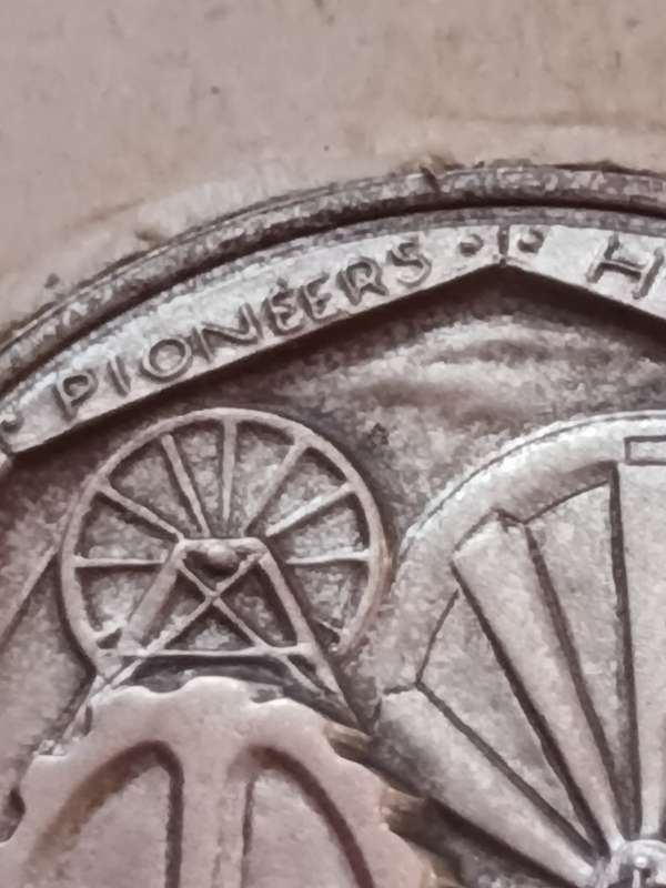 1966 STERLING SILVER JOHANNESBURG MEDALLION: TRIBUTE TO OUR PIONEERS