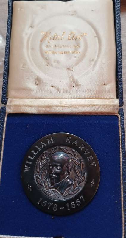WILLIAM HARVEY (1573-1657 ) REAL SILVER 56G (92.5) MEDALLION