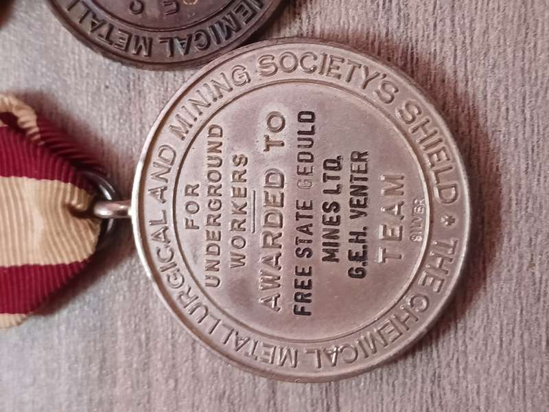 4 X RED CROSS SOCIETY MEDALS ( 92.5 SILVER )