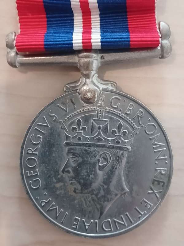 2 X ENGRAVED WW2 MEDALS CA PITTAWAY WITH WAR SERVICE MEDAL CERTIFICATE