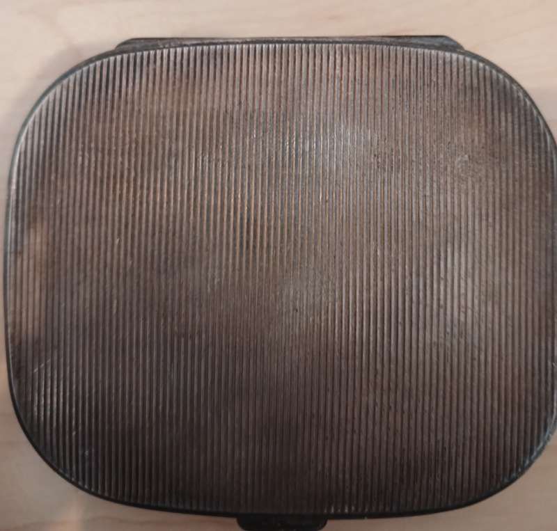 VINTAGE SILVER METAL POWDER CASE WITH MIRROR AND POWDER
