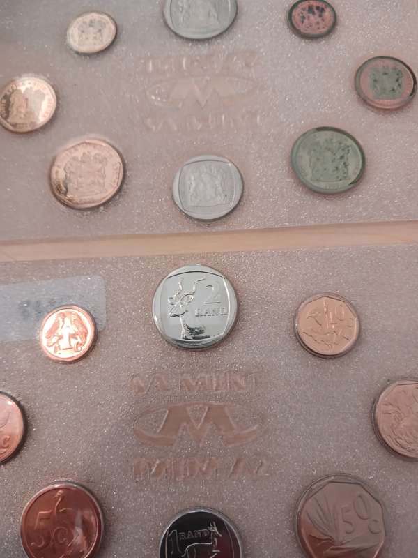 3 X SOUTH AFRICAN MINT PACK 1983 , 1984 , 1985