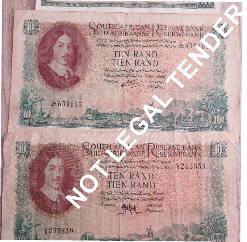 SET OF 4 DIFFERENT R10 NOTES. 1 X MH De Kock , 1 X CL STALS AND 2 X TW DE JONGH
