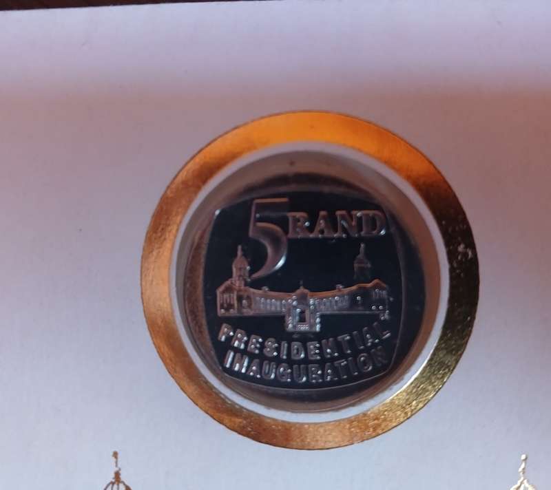 1 X UNC R5 MANDELA - PRESIDENTIAL INAUGURATION  COIN - IN ENVELOPE