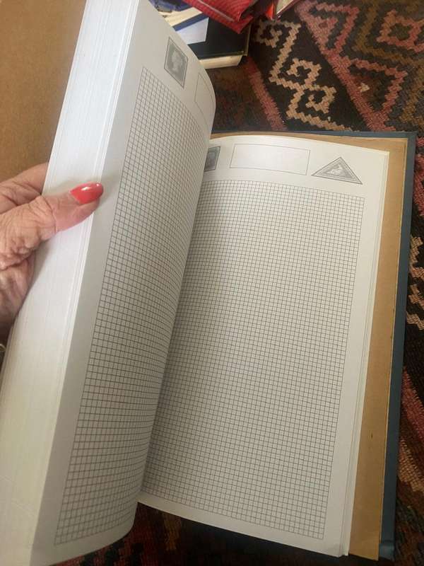 Extra Large Loose Leaf Stamp Album with free mounts